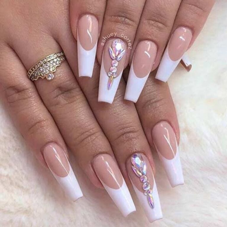 20 White Tip Nails Ideas for a Stunning Look - PhineyPet