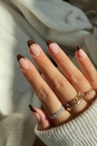 Brown polka dots nails