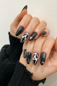 Scream Nails Design, halloween nails, halloween nails ideas, halloween nails designs