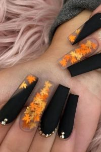 Clear Nails with Fall Leaves, fall nails designs, fall nails ideas, fall nails, autumn nails, pretty fall nails, cute fall nails