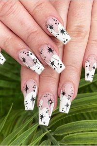 Starry Nails, fall nails designs, fall nails ideas, fall nails, autumn nails, pretty fall nails, cute fall nails