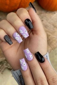 Purple and Black, halloween nails, halloween nails ideas, halloween nails designs