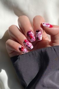 Blood Stains Nails, halloween nails, halloween nails ideas, halloween nails designs