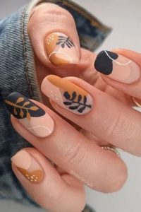 Art Abstract Nails, fall nails designs, fall nails ideas, fall nails, autumn nails, pretty fall nails, cute fall nails