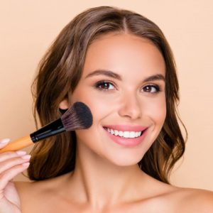 how to look polished, tips for women to look polished, Apply Blush