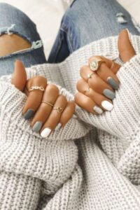 Grey Winter Nails, winter nails, winter nail designs, winter nail ideas