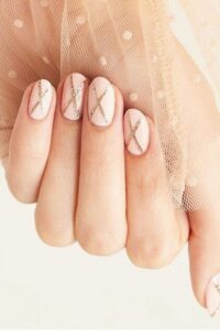 Golden X Winter Nails, winter nails, winter nail designs, winter nail ideas